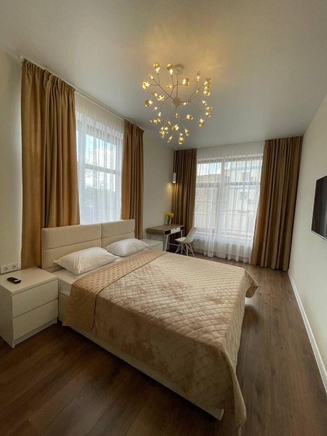 Apartments Light Room 敖德萨 外观 照片